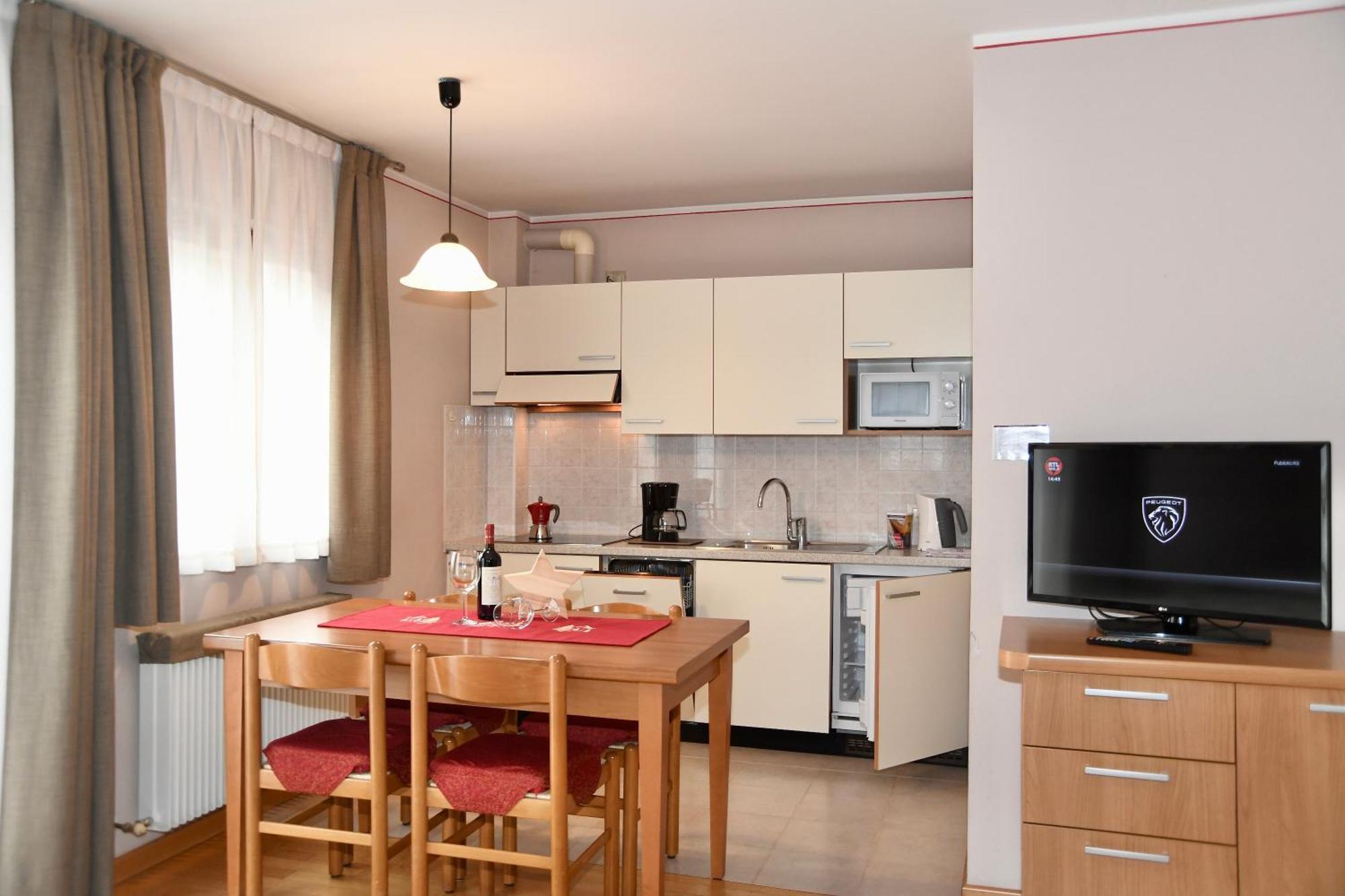 Casa Erica Apartments リヴィーニョ エクステリア 写真