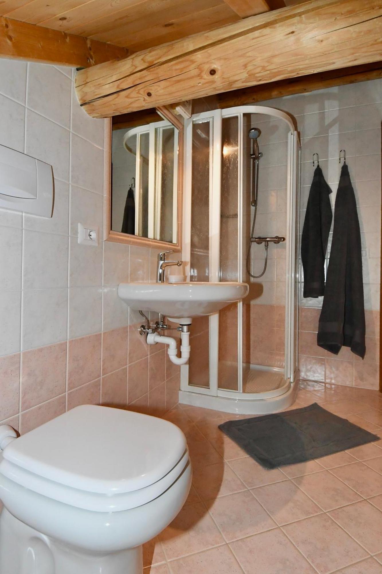 Casa Erica Apartments リヴィーニョ エクステリア 写真