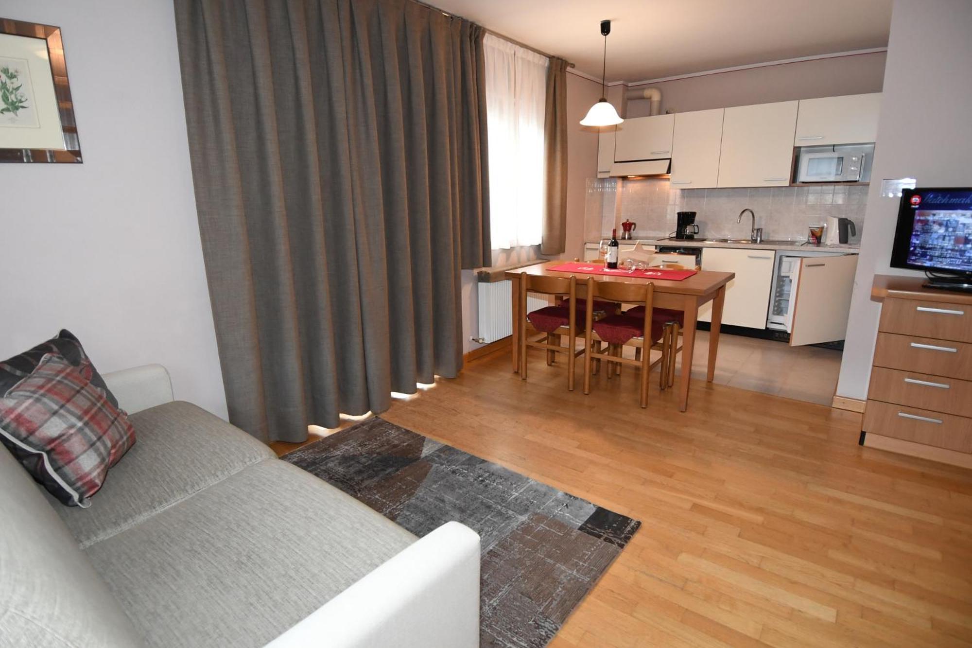 Casa Erica Apartments リヴィーニョ エクステリア 写真